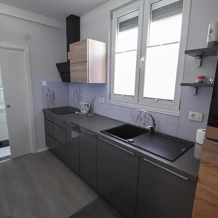 Apartmaji Sobe Zvezda Pobegi Exterior foto