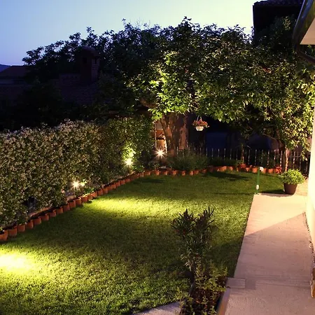Apartmaji Sobe Zvezda Pobegi Exterior foto