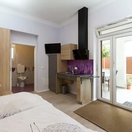 Apartmaji Sobe Zvezda Pobegi Exterior foto