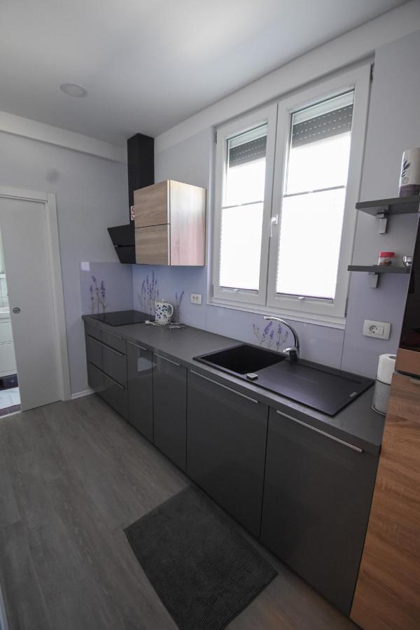 Apartmaji Sobe Zvezda *