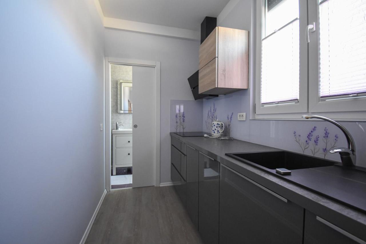 Apartmaji Sobe Zvezda *