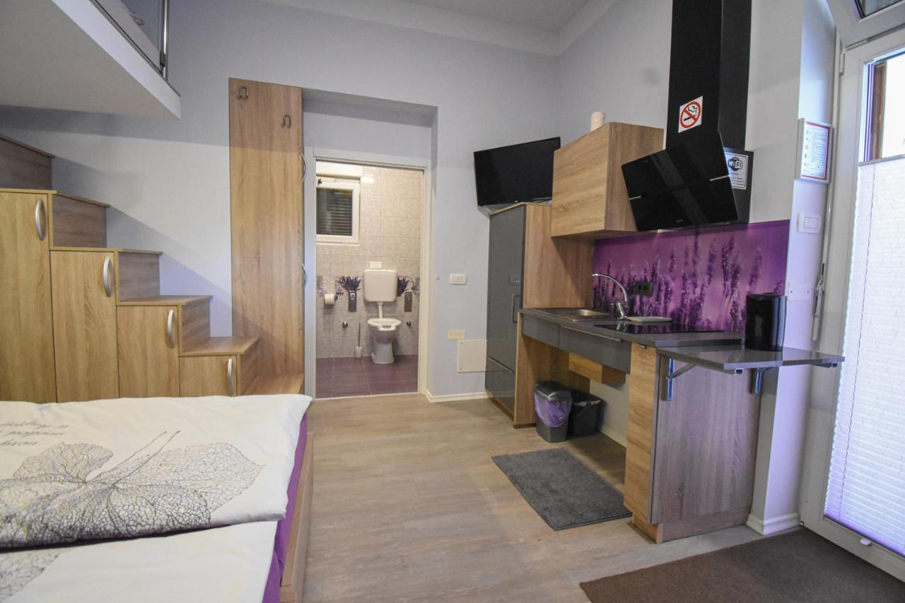 Apartmaji Sobe Zvezda * Pobegi