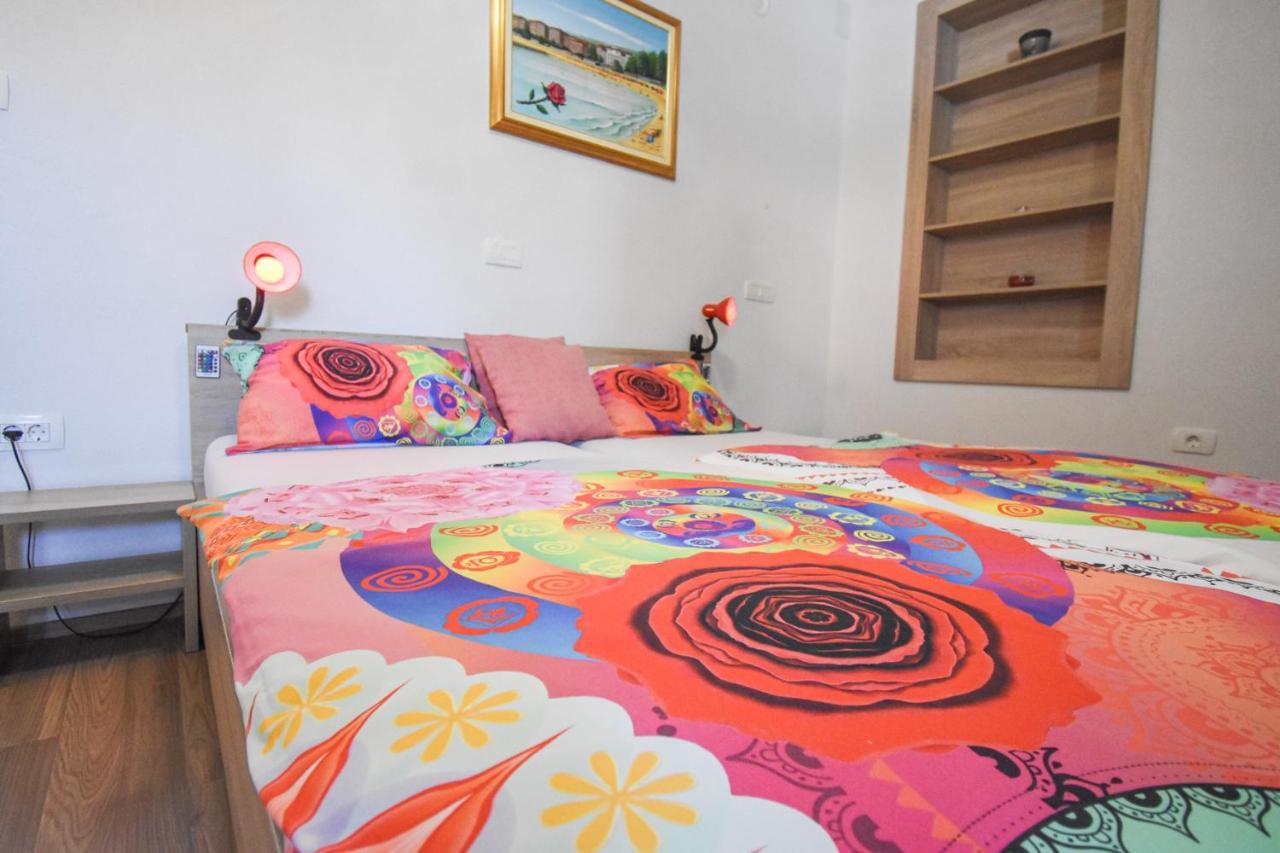 Apartment Apartmaji Sobe Zvezda Pobegi