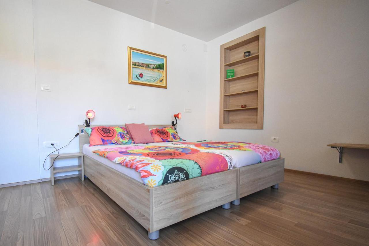 Apartment Apartmaji Sobe Zvezda *