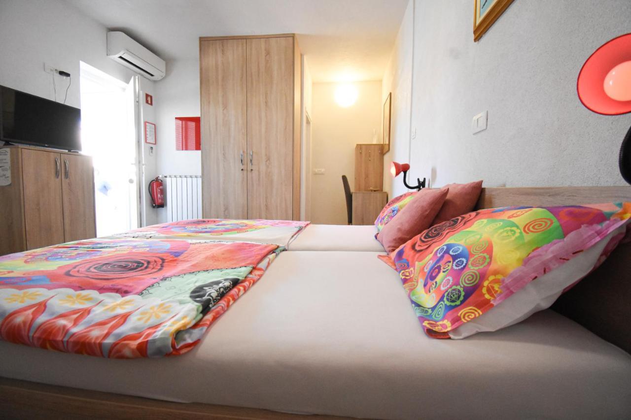 Apartmaji Sobe Zvezda Apartment Pobegi